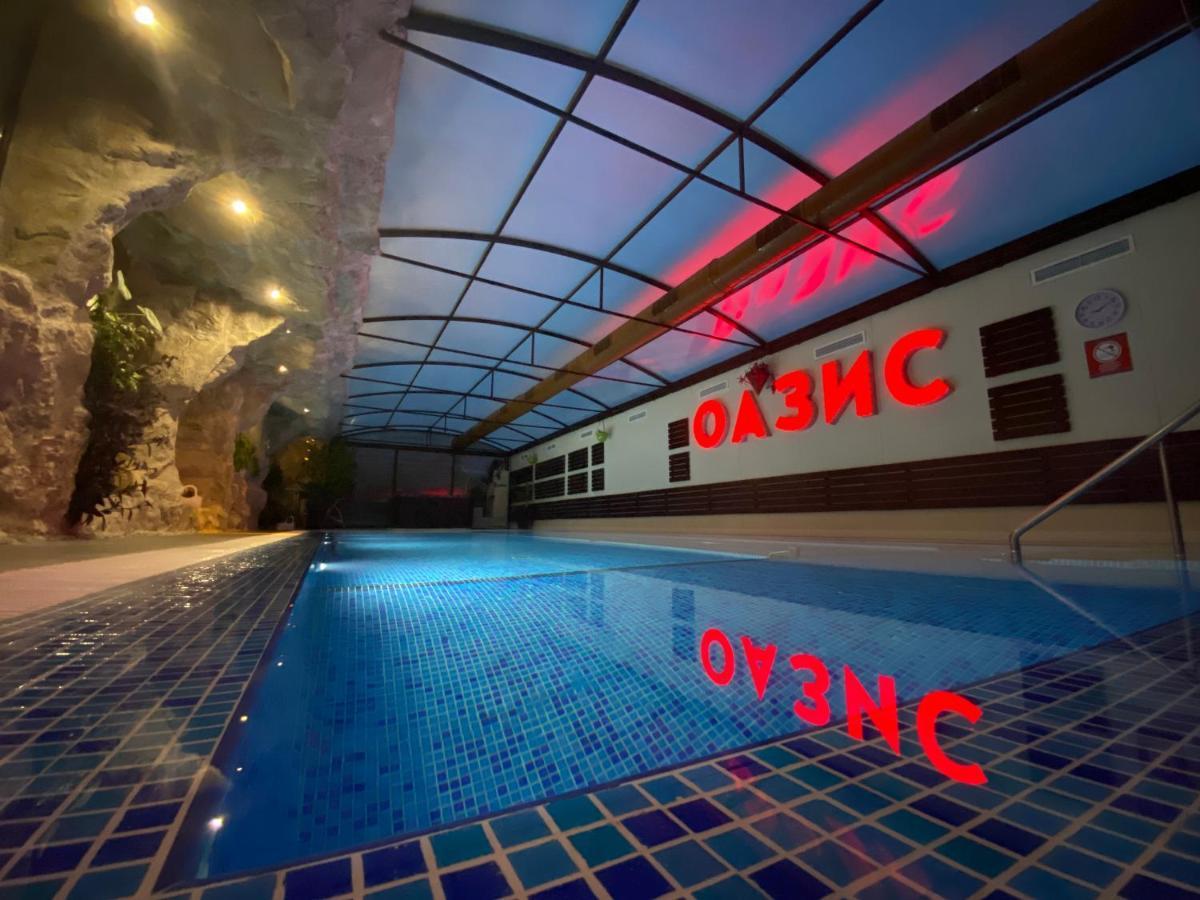 Family Hotel Kavrakovi Pavel Banya Exterior photo
